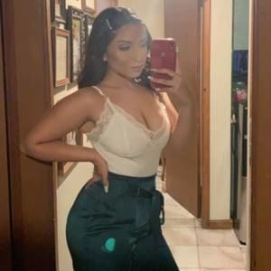 Meet your Posher, Nadine